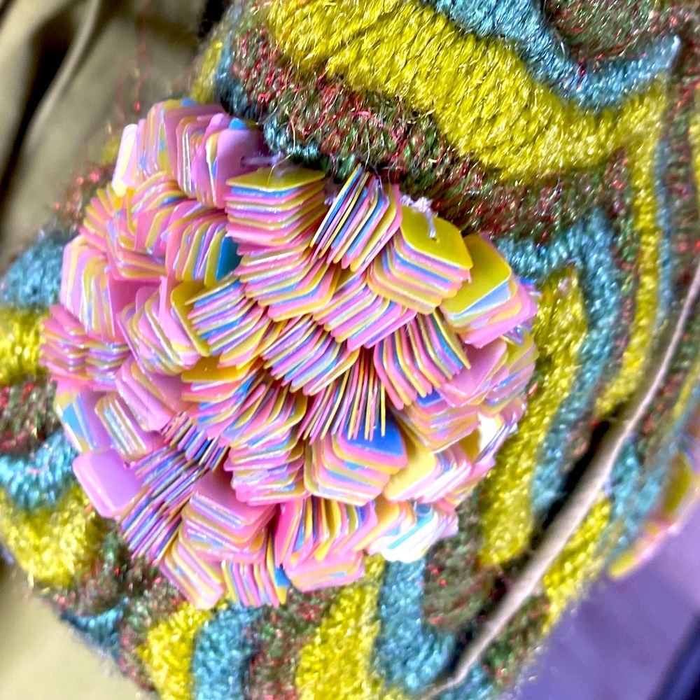 ✨HP✨VINTAGE PRISTINE Textured Intricate Embroidery Circles of Tight Media Bag - Picture 12 of 17